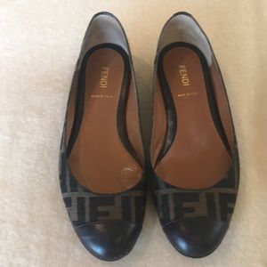 Fendi Flats